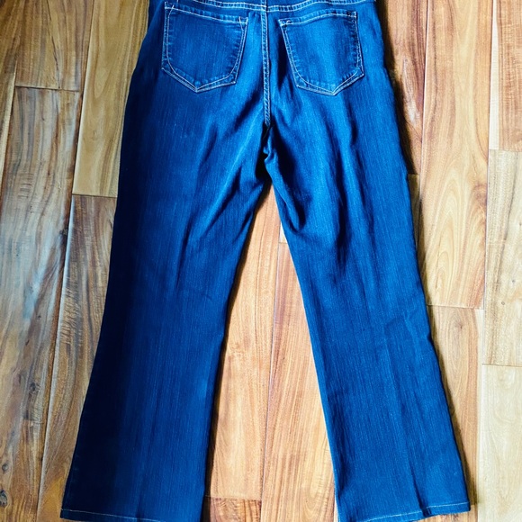 NYDJ Jeans, Size 12P - Picture 10 of 11